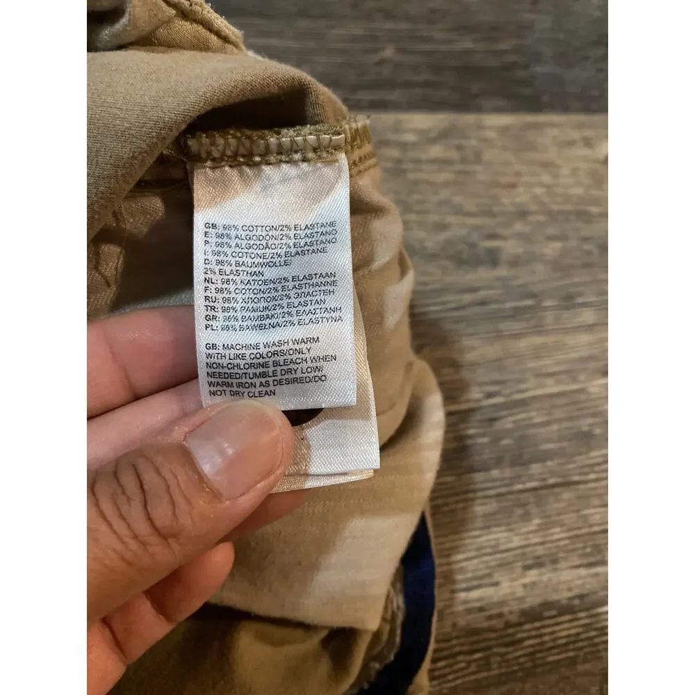 The North Face Men's Khaki Flat Front Shorts, 38